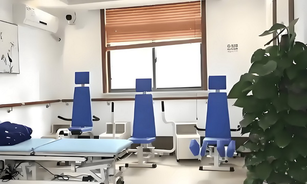 白狐蔷薇恋